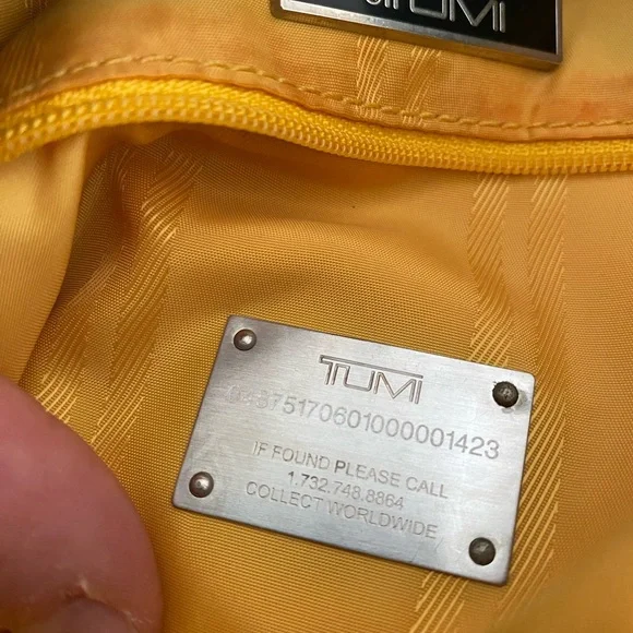 TUMI crossbody purse bag nylon - Picture 8 of 8